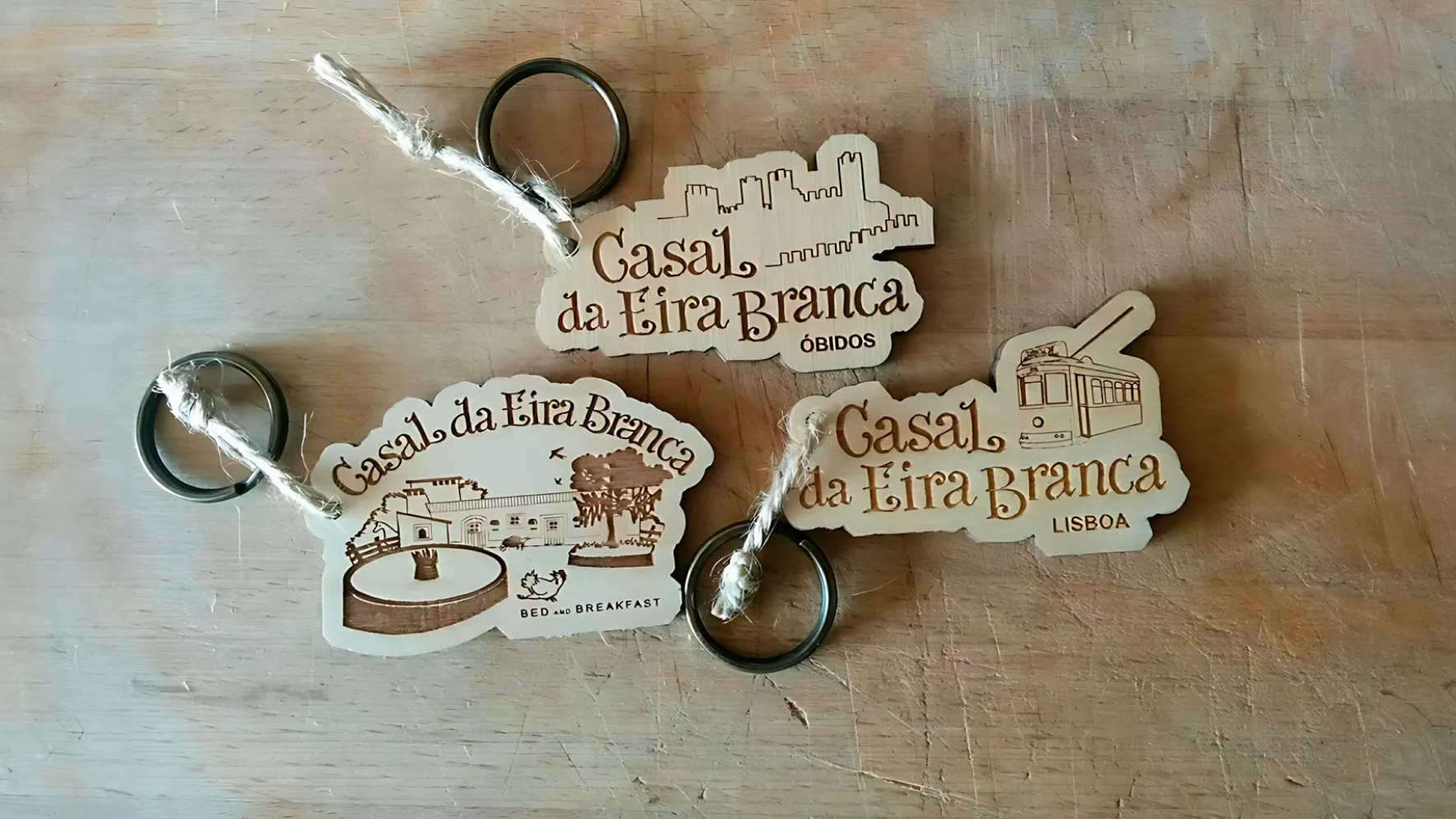 Porta-chaves de madeira personalizados com gravação a laser