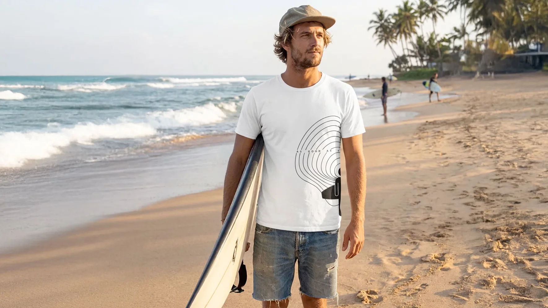 T-shirt personalizada para surf com design na praia